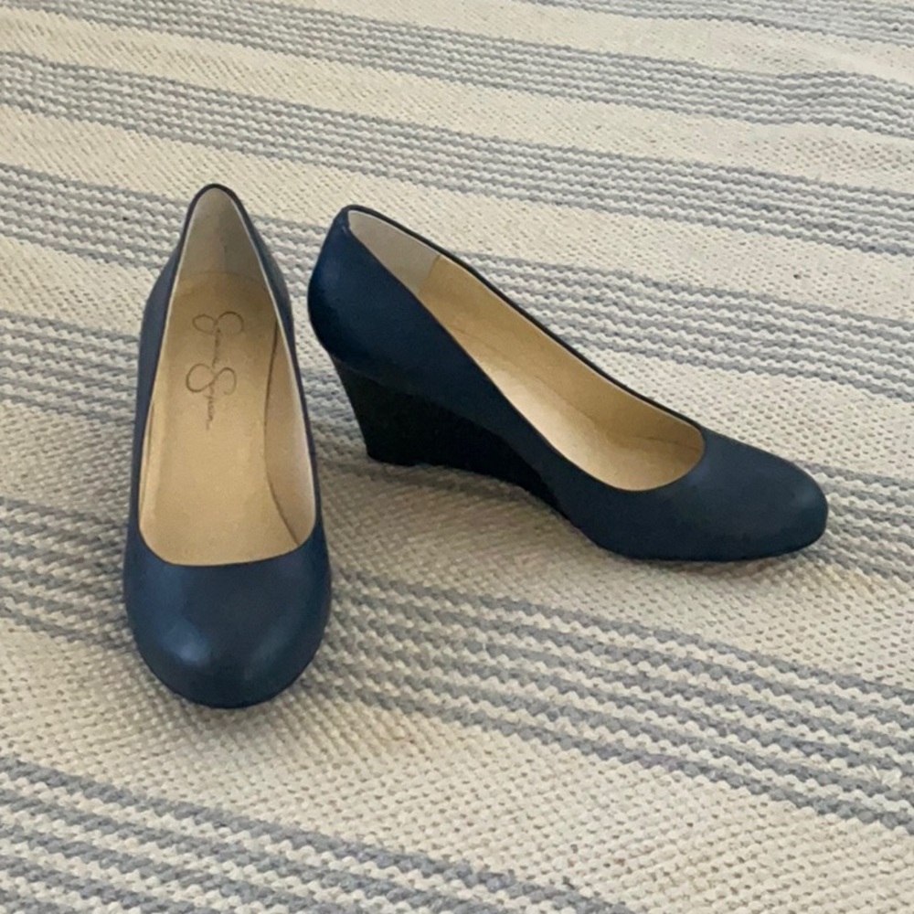 Elegant Navy Wedge Pumps